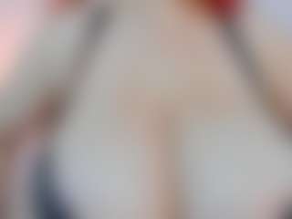 Live cam show with YAYIS - Ginger on AdultVida.com