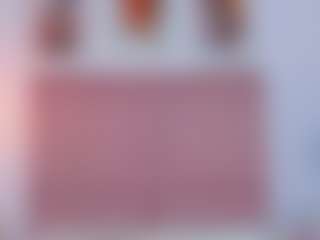 YAYIS MILF webcam performer live streaming