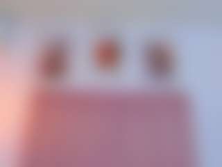 Live cam show with YAYIS - Bedroom on madthumbs