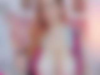 YAYIS MILF webcam performer live streaming