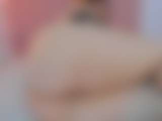 Live cam show with YAYIS - Green Eyes on madthumbs