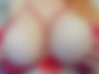 Live cam show with YAYIS - Bedroom on liverealitysex.com