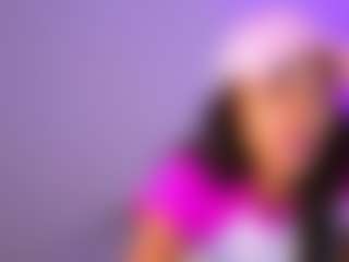 Live cam show with TamyLynn1 - Flat Chested on galaxygirlnitro.com