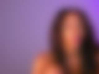 Live cam show with TamyLynn1 - Smoking on friskycurves.com