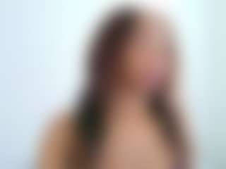 Live cam show with TamyLynn1 - Black on Fling VIP Chat