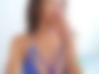 Live cam show with TamyLynn1 - Spank Black on AdultVida.com