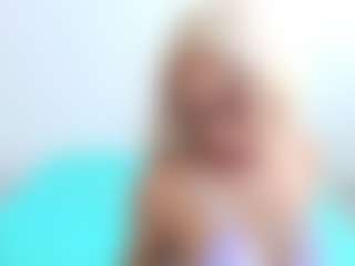 Live cam show with TamyLynn1 - Smoking on xxxlivecams.org