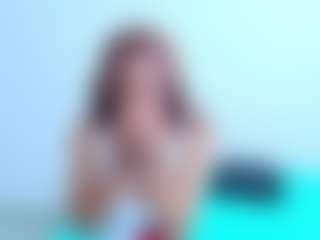 Live cam show with TamyLynn1 - Ebony MILF on Hubzter Live