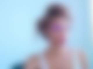 TamyLynn1 MILF webcam performer live streaming