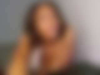 Live cam show with TamyLynn1 - Spank Ebony on Dolls Live