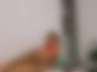 Show en direct avec TamyLynn1 - Shaved Pussy sur Camsoda