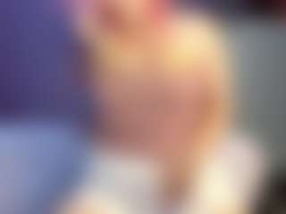 Live cam show with olisunny - Blonde Hair MILF on Mixed Magazine Live