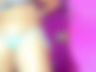 Live cam show with barbychocolat2 - Athletic on Fling VIP Chat