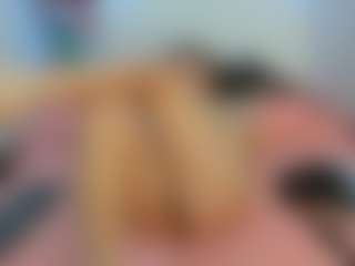 Live cam show with Mariangel-3 - Shaved Pussy on TeamSkeetLive