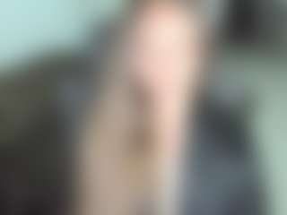 Live cam show with maryjannexx - Small Ass on Chatstar