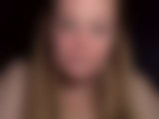 Mrs. Sparkles's Live Sex Cam Show