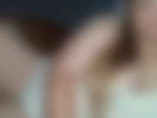 Mrs. Sparkles MILF webcam performer live streaming