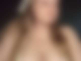 Mrs. Sparkles's Live Sex Cam Show