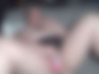 Mrs. Sparkles's Live Sex Cam Show
