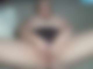 Live cam show with Mrs. Sparkles - Girly on 1on1-livenow