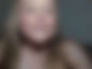 Mrs. Sparkles's Live Sex Cam Show