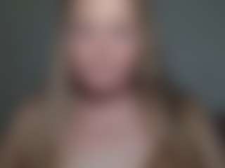 Mrs. Sparkles's Live Sex Cam Show
