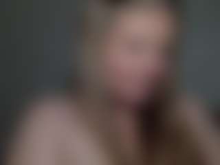 Mrs. Sparkles's Live Sex Cam Show
