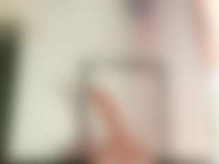 Live cam show with maeve-ds - Petite on crypto-cams