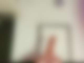 Live cam show with maeve-ds - Brown Eyes on TeamSkeetLive