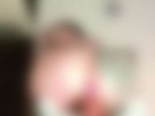 Live cam show with maeve-ds - Black Shaved Pussy on Uber Horny