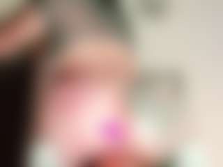 Live cam show with maeve-ds - Blowjob on Uber Horny