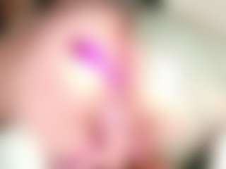 Live cam show with maeve-ds - Pornstar Young Adult on SpunkLive