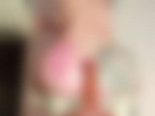 Live cam show with maeve-ds - Booty on liverealitysex.com
