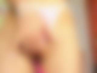 Melany Mendoza's Live Sex Cam Show