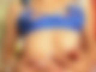 Melany Mendoza MILF webcam performer live streaming