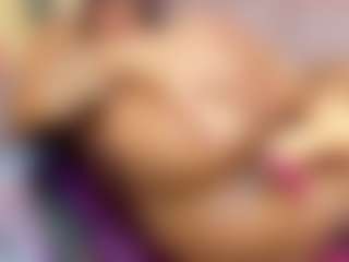 Melany Mendoza's Live Sex Cam Show