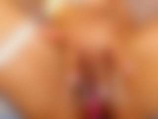 Melany Mendoza's Live Sex Cam Show