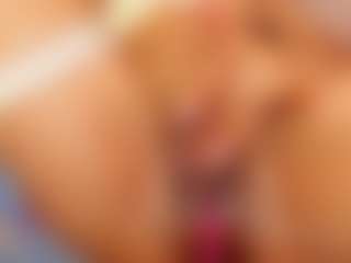 Melany Mendoza's Live Sex Cam Show