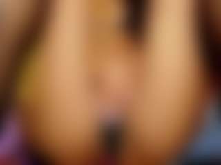 Melany Mendoza MILF webcam performer live streaming