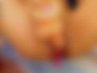 Melany Mendoza's Live Sex Cam Show