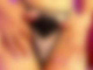 Melany Mendoza's Live Sex Cam Show