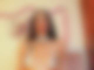Live cam show with Melany Mendoza - Shaved on Camsoda