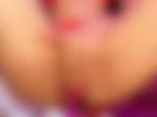Melany Mendoza MILF webcam performer live streaming