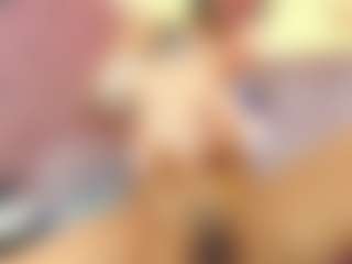 Live cam show with Melany Mendoza - Middle Aged on Nude Live Now