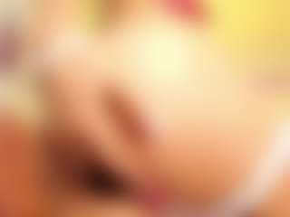 Live cam show with Melany Mendoza - Solo on Camsoda