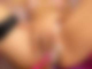 Melany Mendoza's Live Sex Cam Show