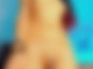 Live cam show with Melany Mendoza - Fingering on Gym Cam Girls
