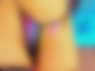 Live cam show with Melany Mendoza - Fingering MILF on CamwithHer
