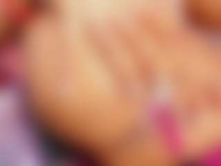 Live cam show with Melany Mendoza - Bedroom on Camsoda
