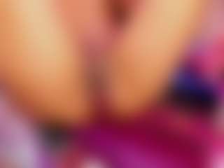 Live cam show with Melany Mendoza - Dildo Or Vibrator on Nude Chat * 1 On 1 Webcam Sex * Live Cam Show
